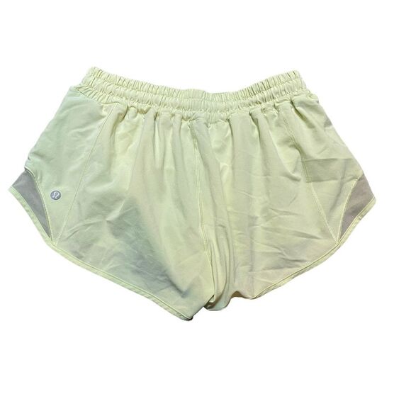 Lululemon Women’s Size‎ 8 Hotty Hot Low Rise Short 2.5" Crispin Green - Picture 6 of 9